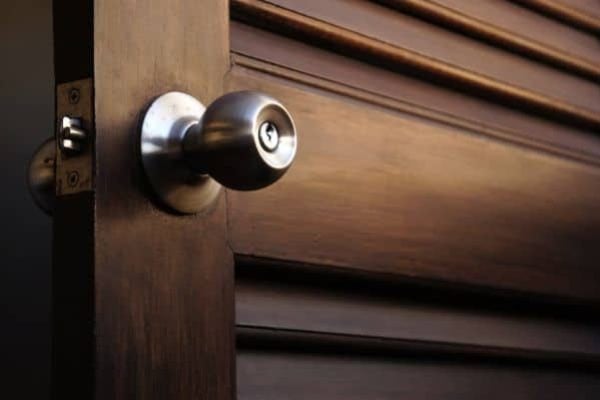 door-handle-1.jpg